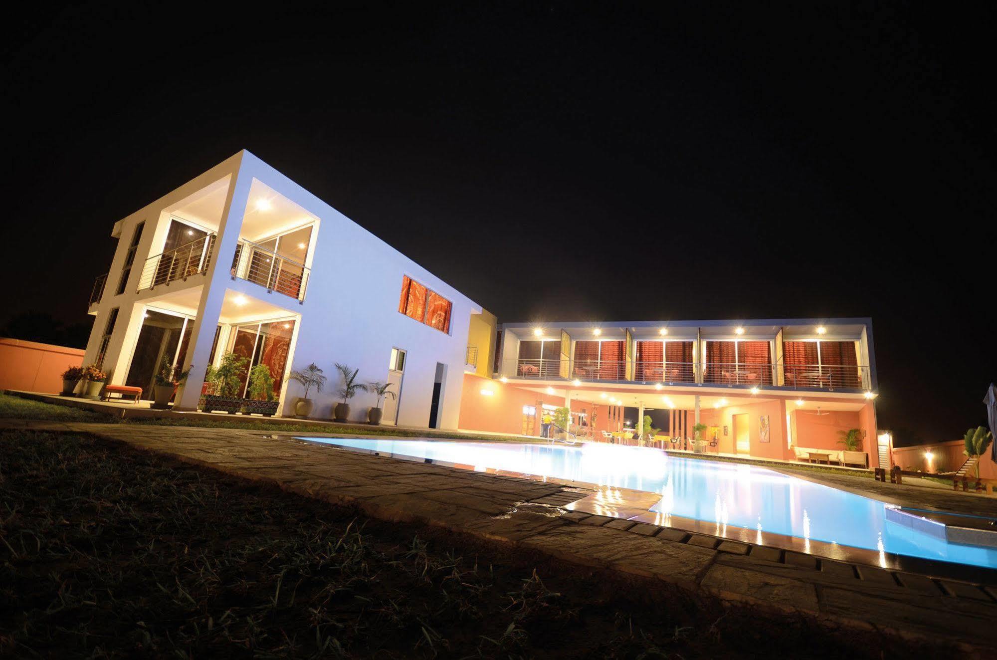 Leo'S Beach Hotel - Adults Only Бруфут Экстерьер фото
