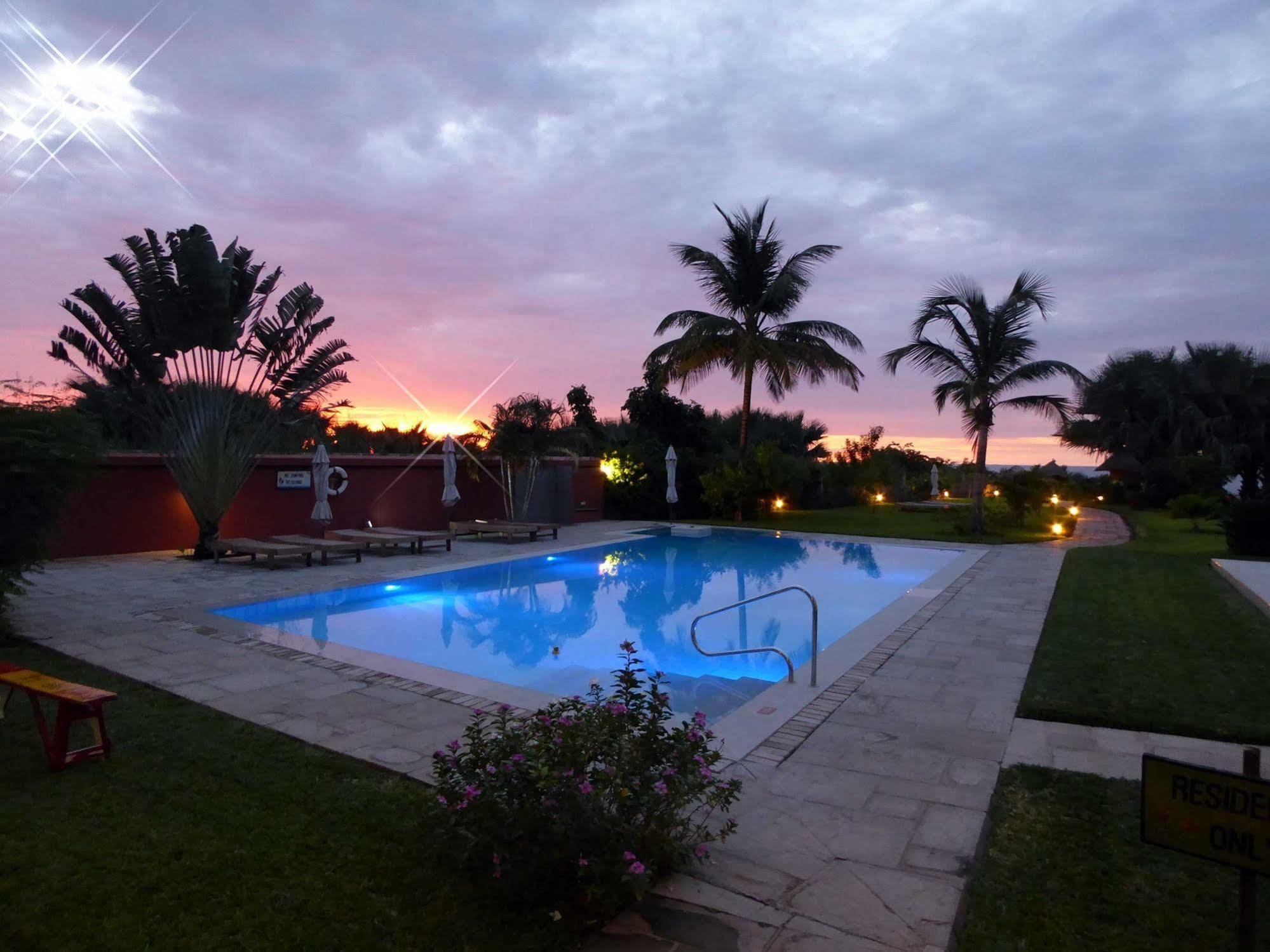 Leo'S Beach Hotel - Adults Only Бруфут Экстерьер фото